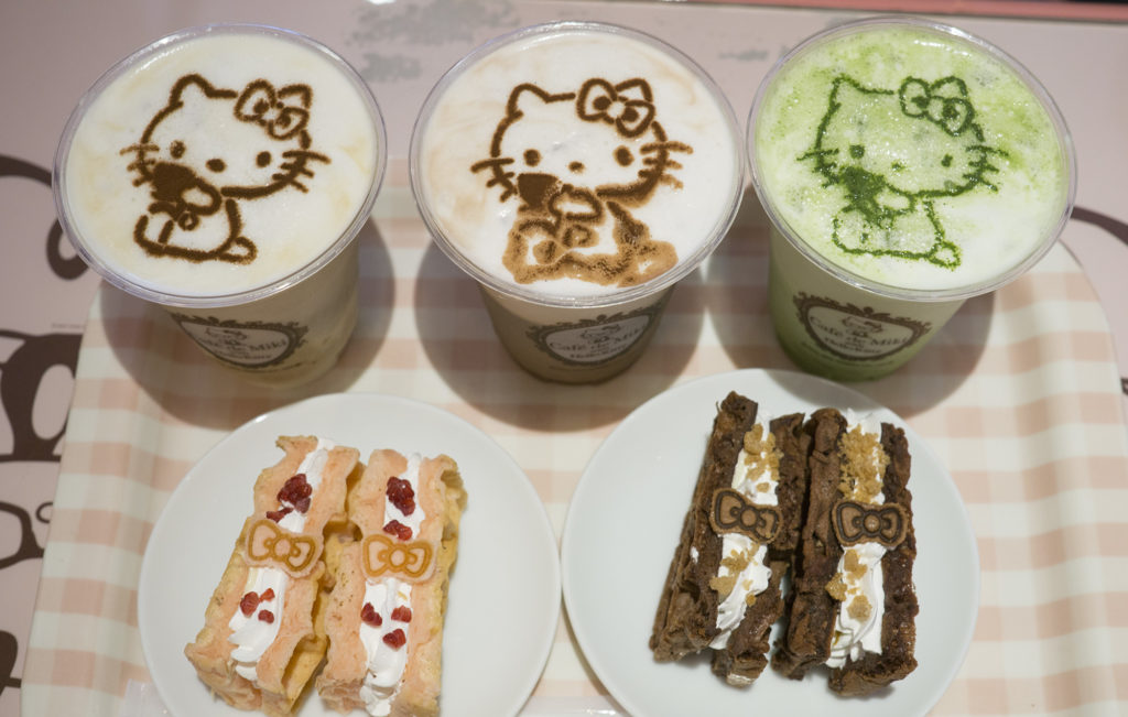 Cafe de Miki with Hello Kitty