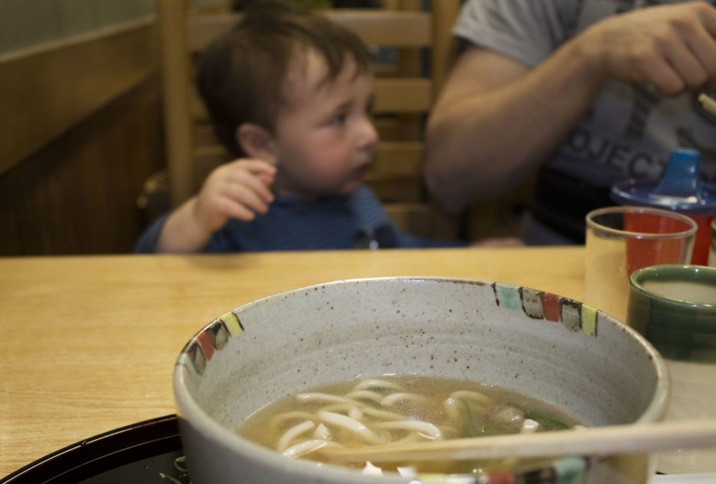 eating in Japan with kids