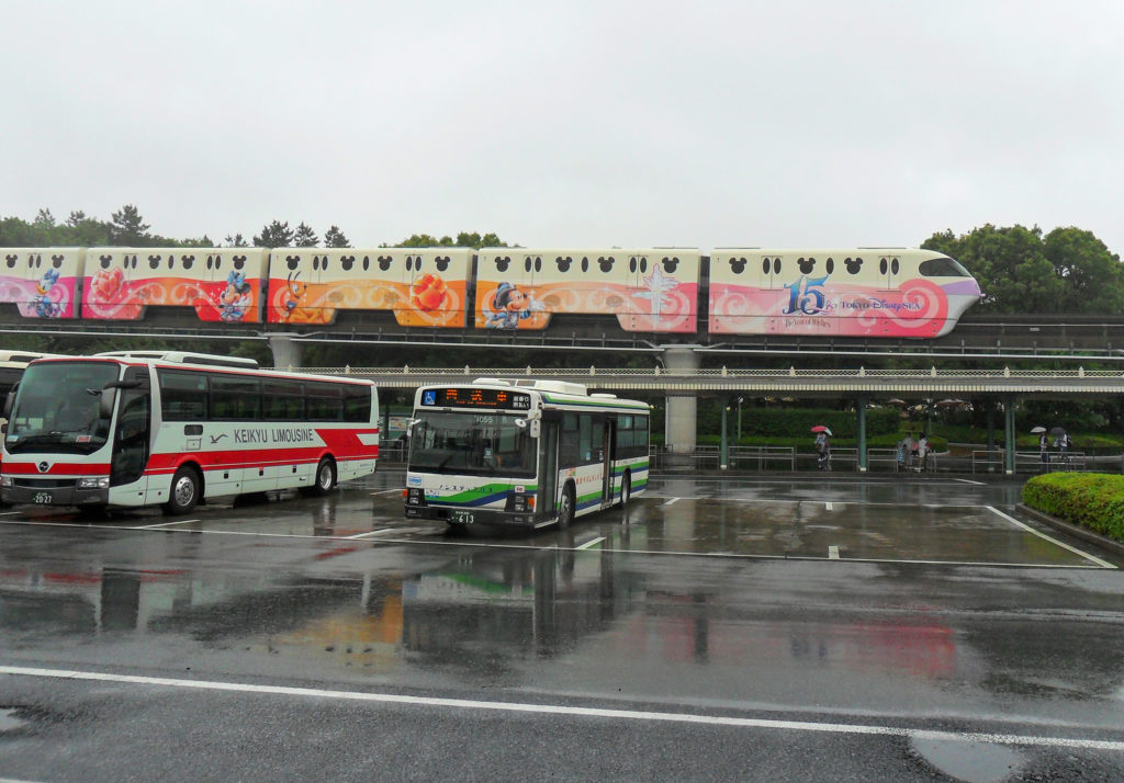 Bus to Tokyo Disneyland