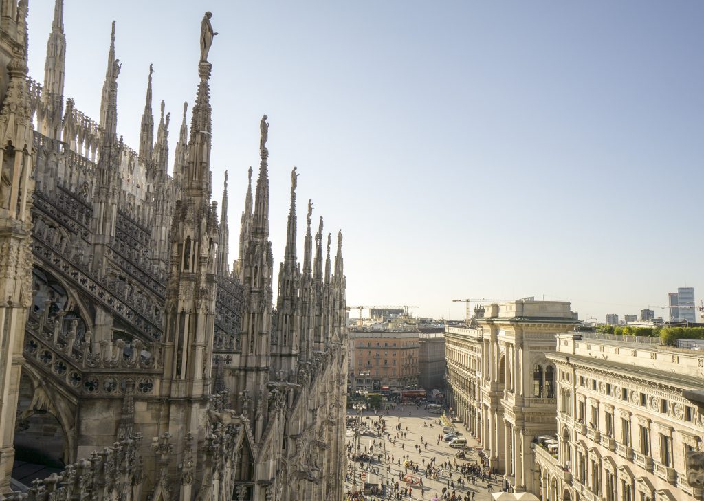 sightseeing Milan Duomo rooftop